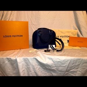 Louis Vuitton Alma BB